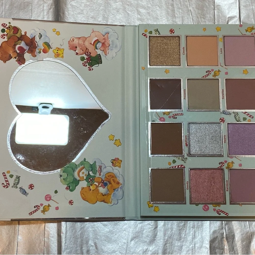 Care Bears Eyeshadow Palette - Christmas set